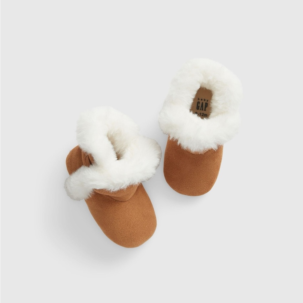 GAP Baby Sherpa-Lined Booties 6-12 months